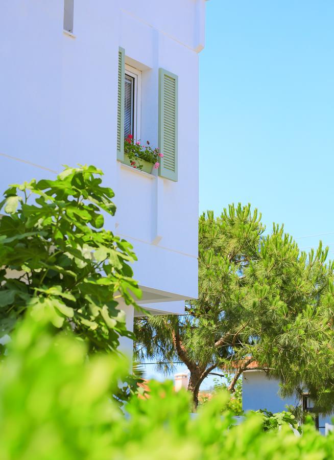 Palas Ilica Çeşme Exterior foto